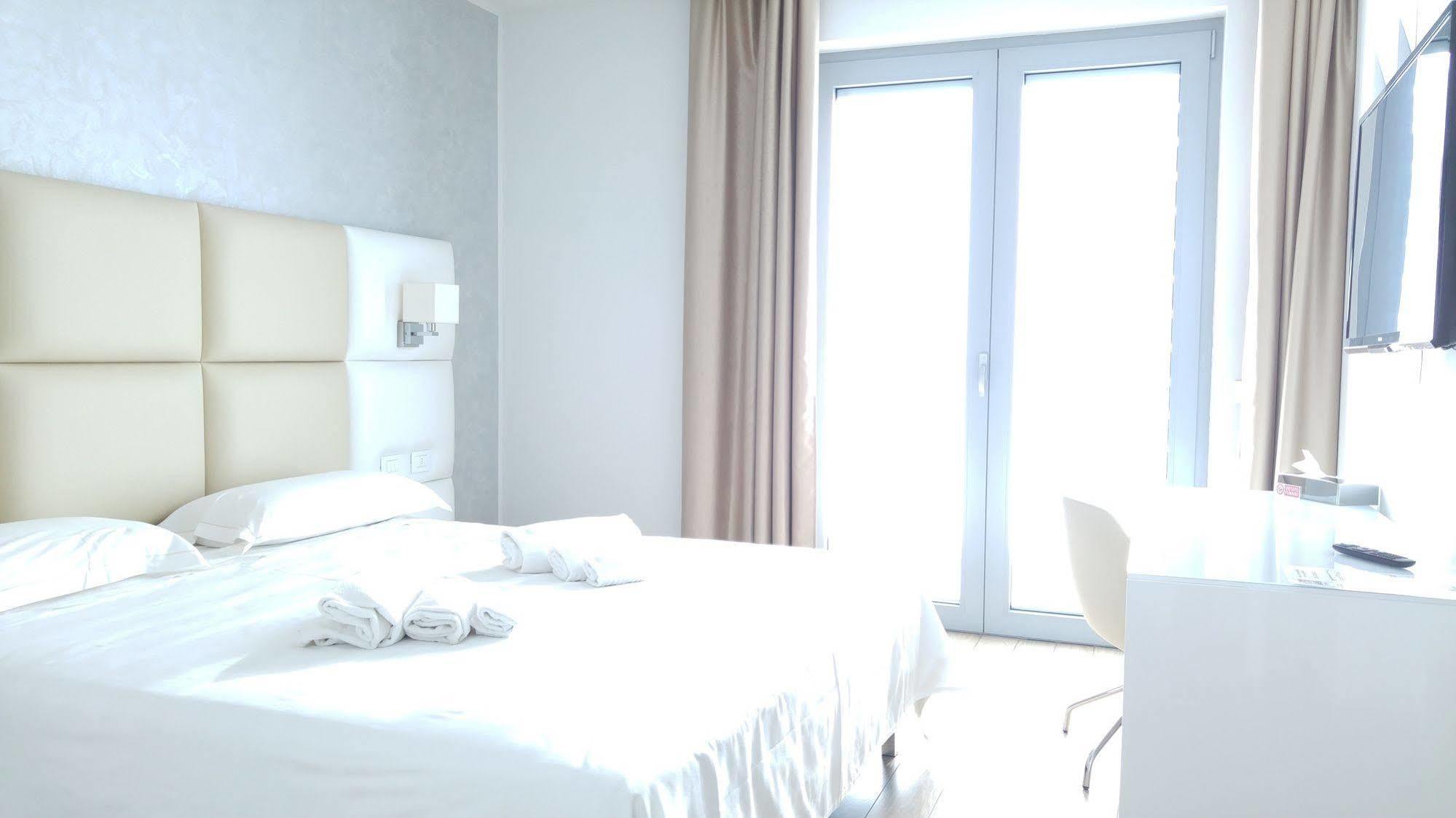 Hotel Al Veliero Pontevico Eksteriør bilde
